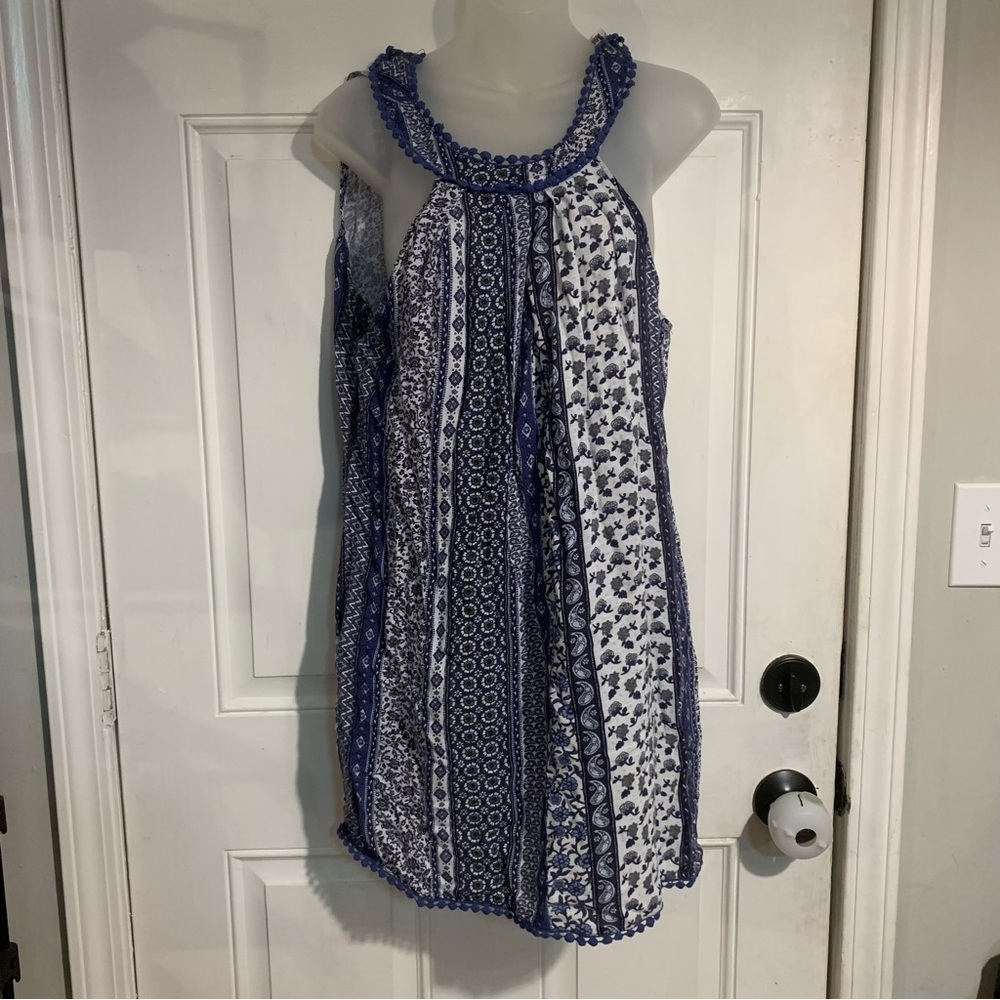Altar’d State Women’s trapeze dress with tie back Size Medium Blue White